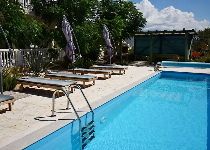 Apartman S Bazenom - Sasa By Guide *